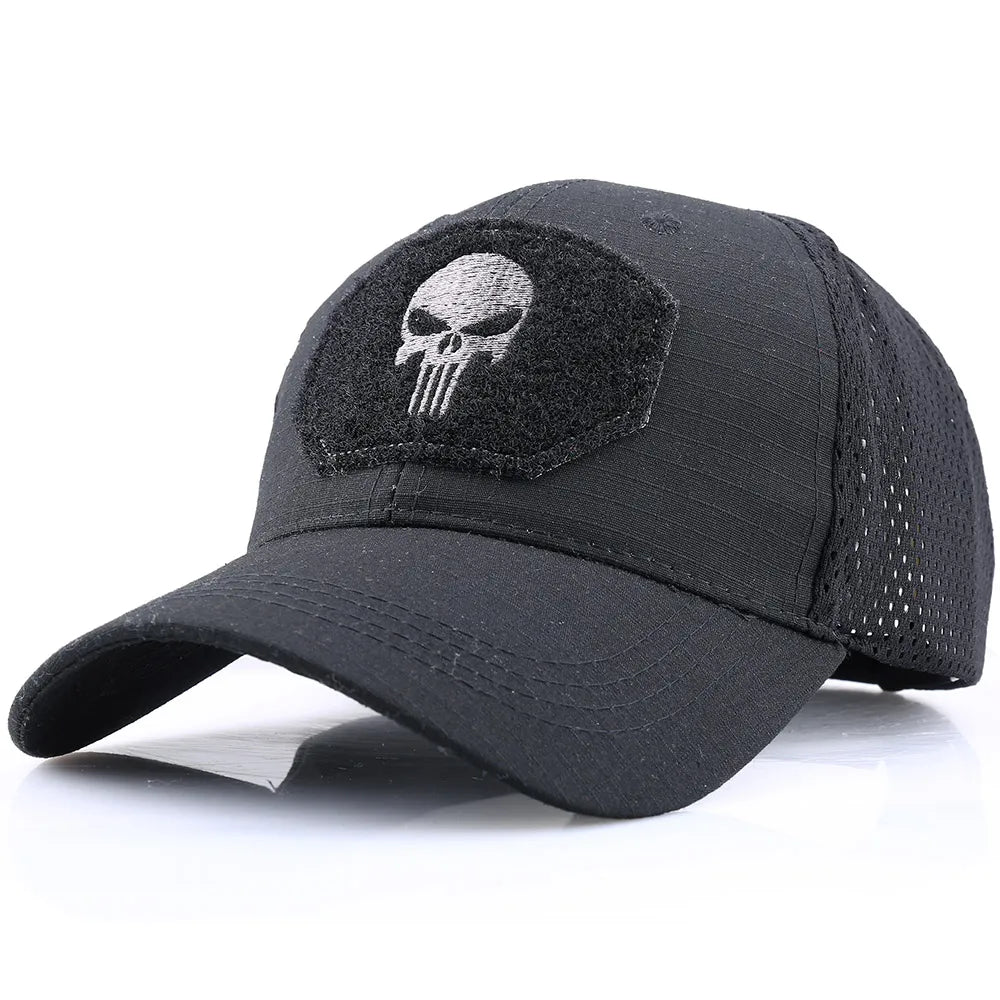 GORRA NEGRA CON CALAVERA